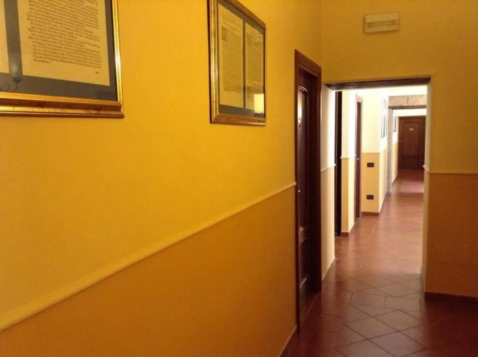 Hotel Pignatelli Napoli Luaran gambar