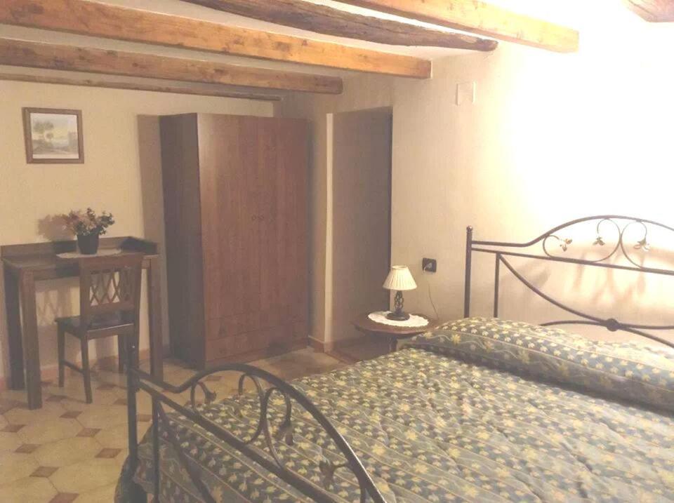 Hotel Pignatelli Napoli Luaran gambar