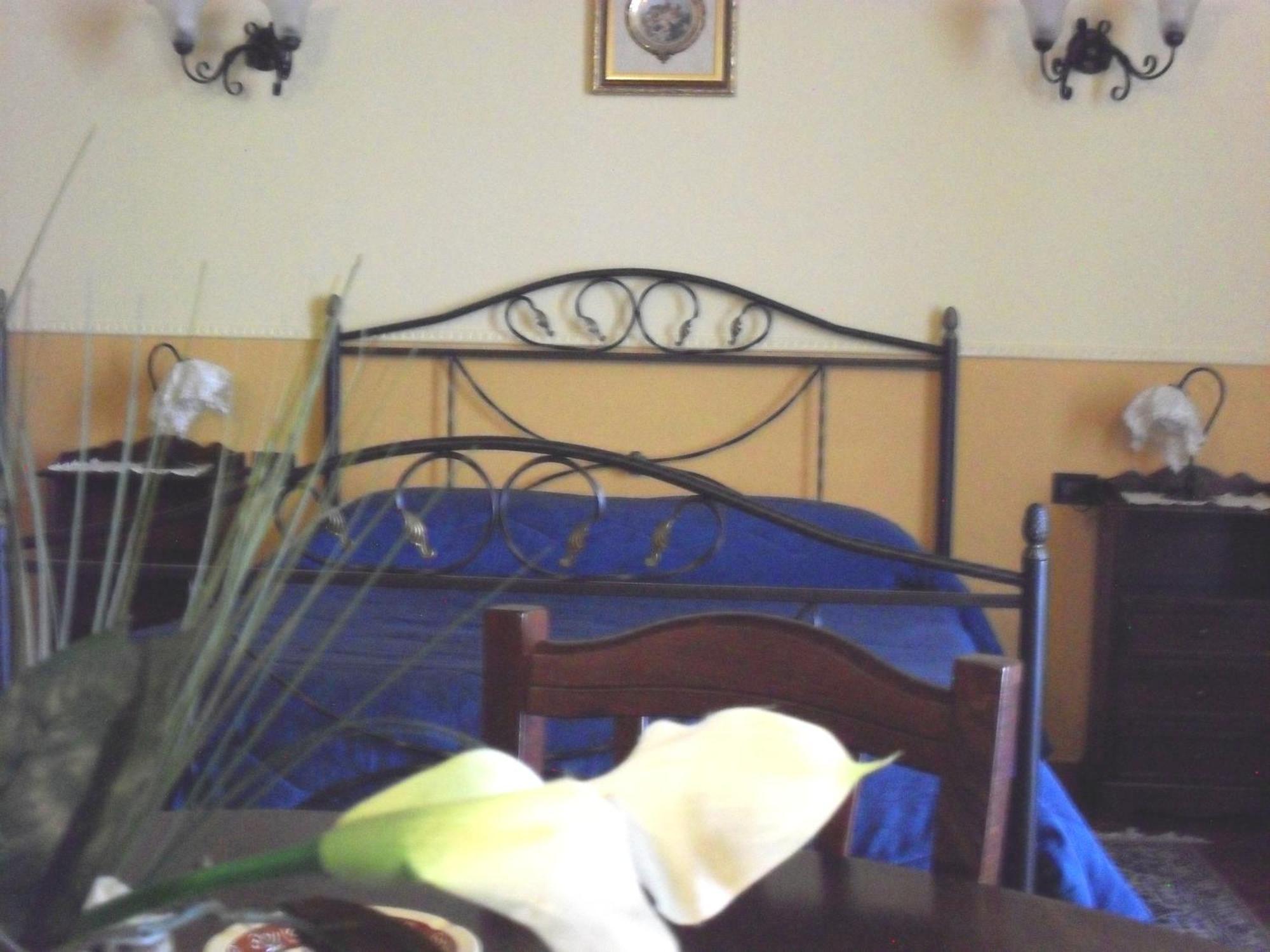 Hotel Pignatelli Napoli Luaran gambar